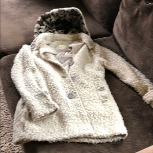 BKE Medium jacket with leopard hood